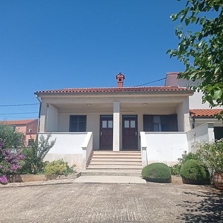 מדולין Apartment Studio Antonia מראה חיצוני תמונה