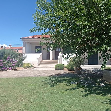מדולין Apartment Studio Antonia מראה חיצוני תמונה